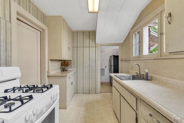 920 Harrison Ave, Canon City, CO 81212