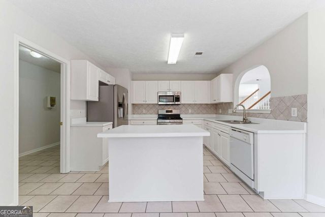 45 Waterloo Court, Hiram, GA 30141