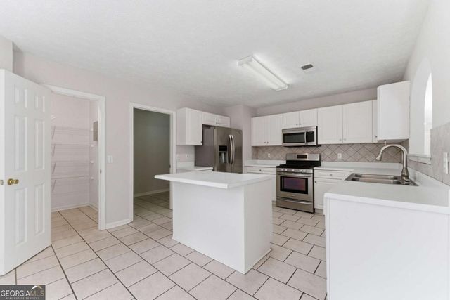 45 Waterloo Court, Hiram, GA 30141