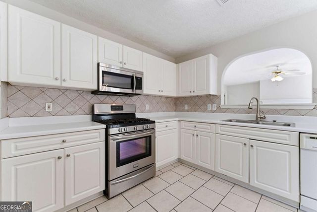 45 Waterloo Court, Hiram, GA 30141