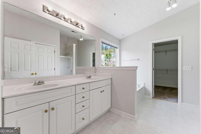 45 Waterloo Court, Hiram, GA 30141