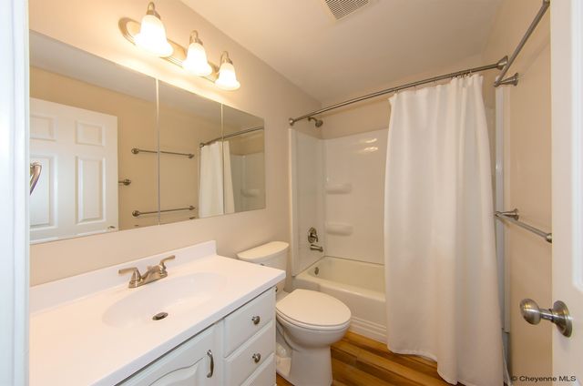 4761 GREYBULL AVE, Cheyenne, WY 82001