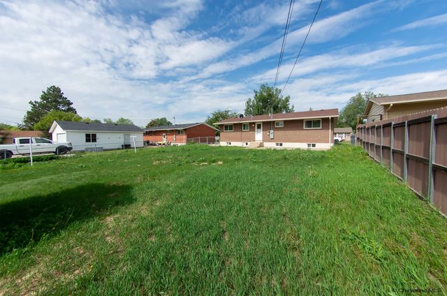 4761 GREYBULL AVE, Cheyenne, WY 82001