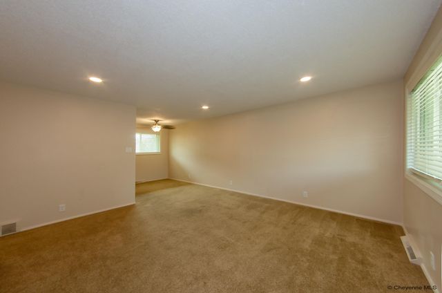 4761 GREYBULL AVE, Cheyenne, WY 82001