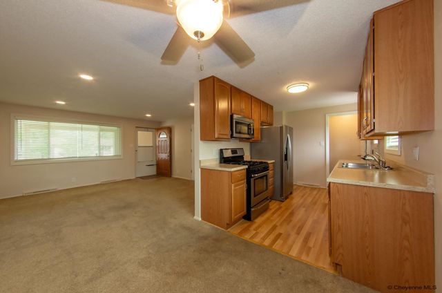 4761 GREYBULL AVE, Cheyenne, WY 82001
