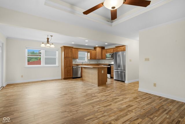 4321 W Summerhaven Drive, New Palestine, IN 46163
