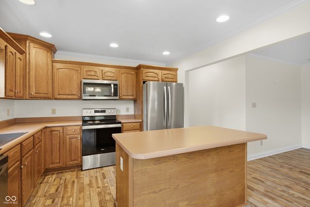4321 W Summerhaven Drive, New Palestine, IN 46163
