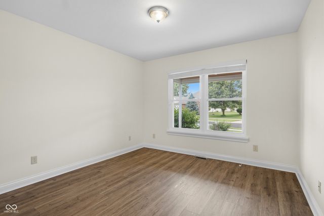 4321 W Summerhaven Drive, New Palestine, IN 46163