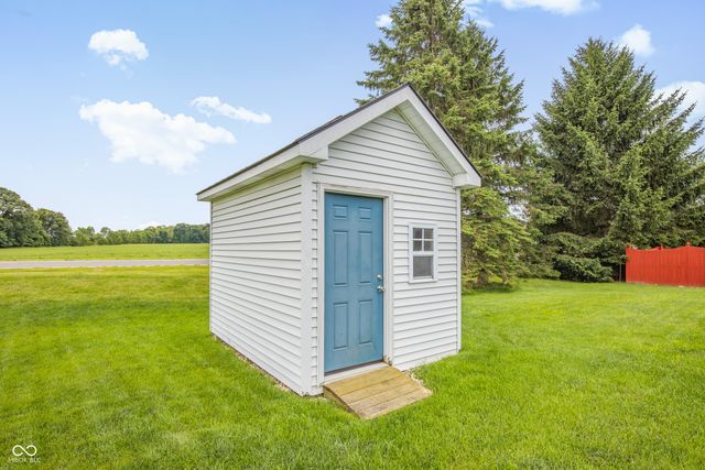 4321 W Summerhaven Drive, New Palestine, IN 46163