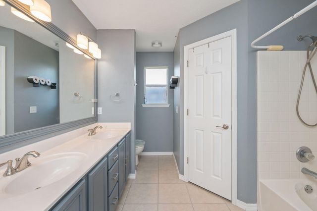 2016 Reserve Boulevard, Gulf Breeze, FL 32563