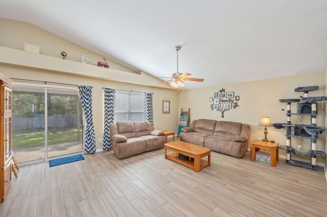 2016 Reserve Boulevard, Gulf Breeze, FL 32563