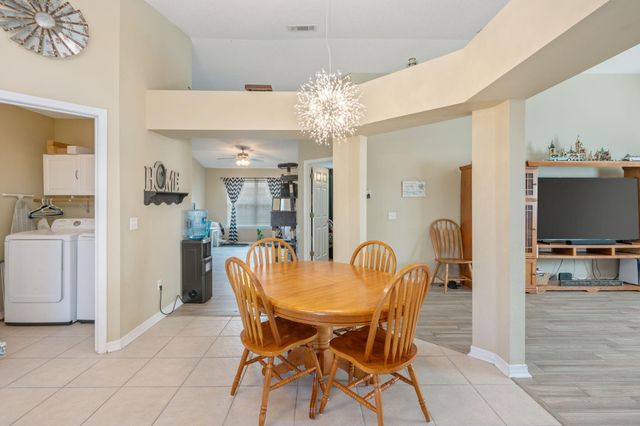 2016 Reserve Boulevard, Gulf Breeze, FL 32563