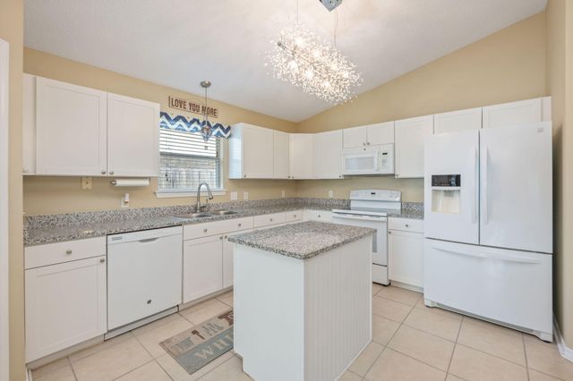 2016 Reserve Boulevard, Gulf Breeze, FL 32563