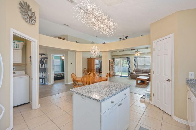 2016 Reserve Boulevard, Gulf Breeze, FL 32563