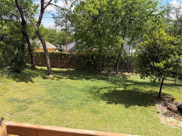 1220 Woodlawn Avenue, Dallas, TX 75208