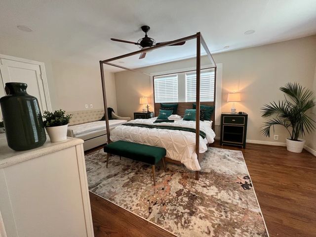 1220 Woodlawn Avenue, Dallas, TX 75208