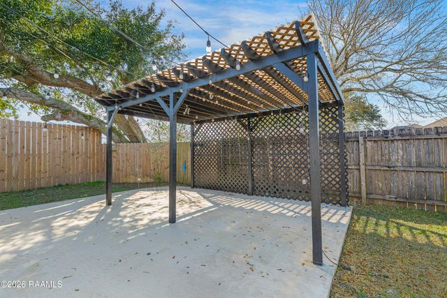 208 Picasso Drive, Rayne, LA 70578