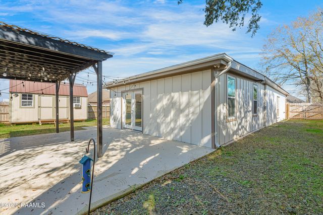 208 Picasso Drive, Rayne, LA 70578