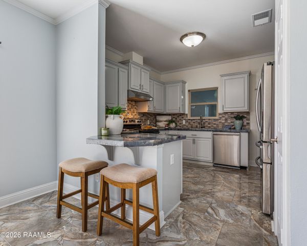 208 Picasso Drive, Rayne, LA 70578