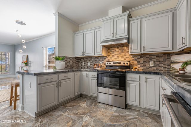 208 Picasso Drive, Rayne, LA 70578