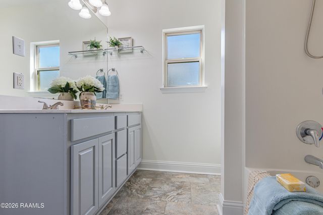 208 Picasso Drive, Rayne, LA 70578