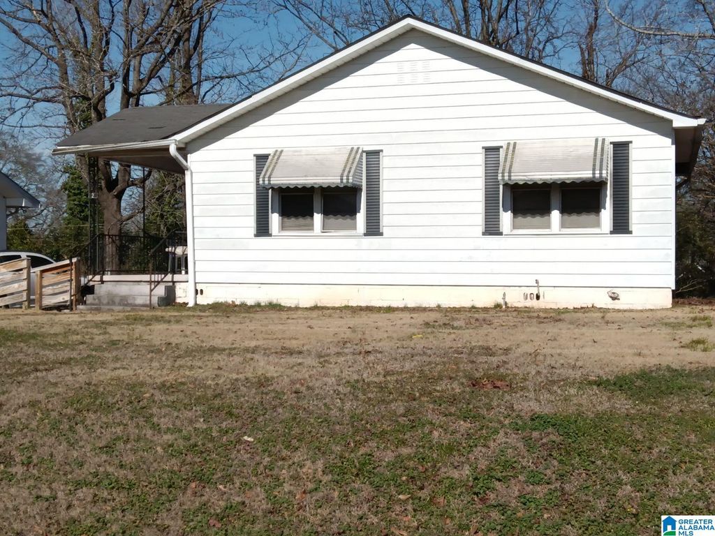 423 11TH STREET S, Bessemer, AL 35020