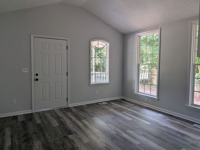 152 Mapletree Lane, Spartanburg, SC 29303