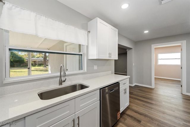 41 Victoria DR, North Fort Myers, FL 33917