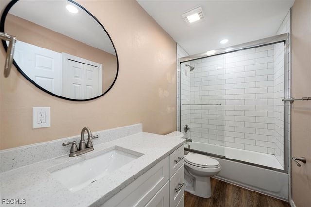 41 Victoria DR, North Fort Myers, FL 33917