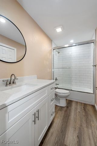 41 Victoria DR, North Fort Myers, FL 33917