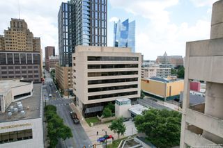 425 N Flores St, San Antonio, TX 78205