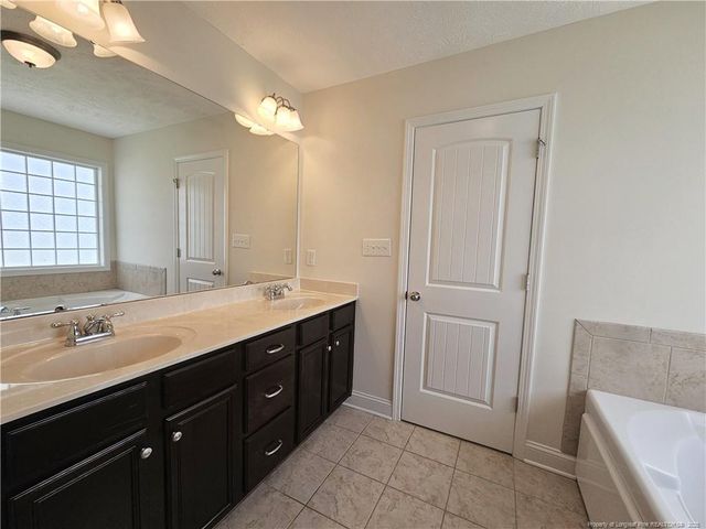 270 Lennox Loop, Raeford, NC 28376