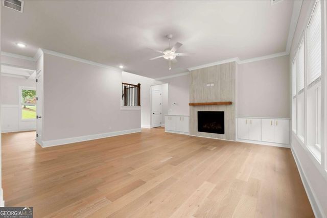 4538 Meadowland Way, Flowery Branch, GA 30542
