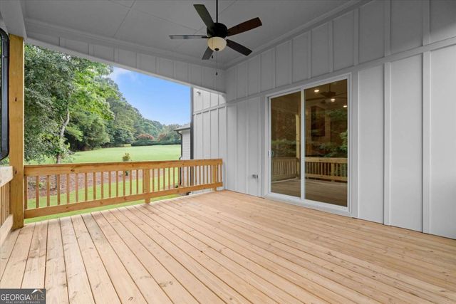 4538 Meadowland Way, Flowery Branch, GA 30542