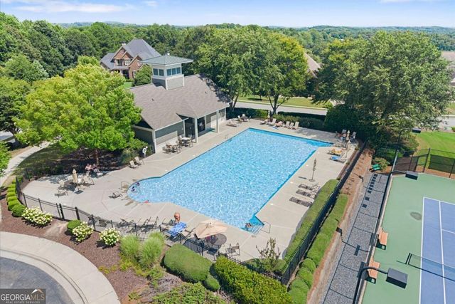 4538 Meadowland Way, Flowery Branch, GA 30542