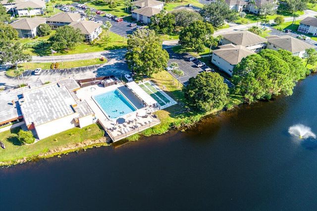 28 Lake Vista Trail 105, Port St. Lucie, FL 34952