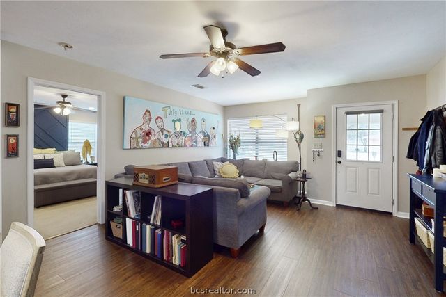 2304 Truman Street, Bryan, TX 77801