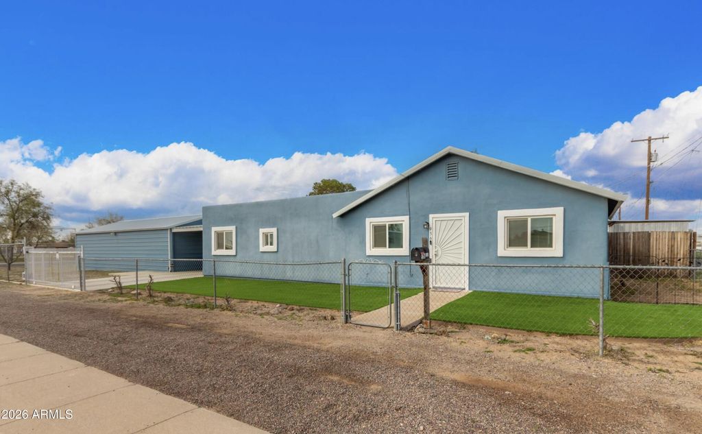 936 N 3RD Street, Coolidge, AZ 85128 — exterior