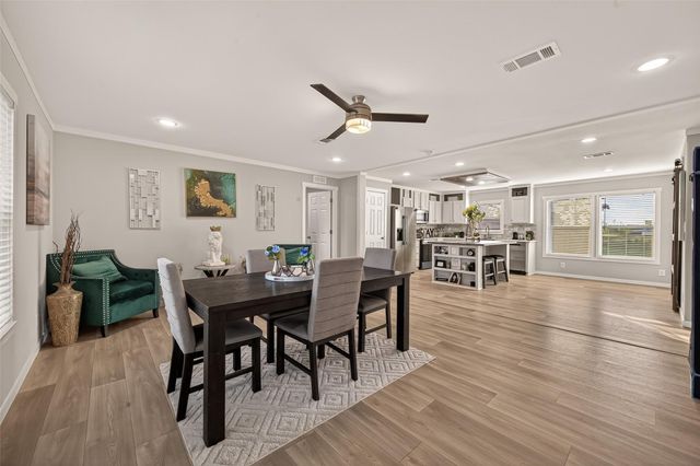 63 Road 5012, Cleveland, TX 77327