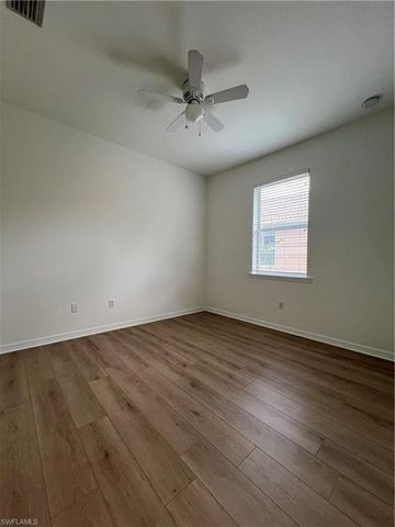 1560 Birdie DR, Naples, FL 34120