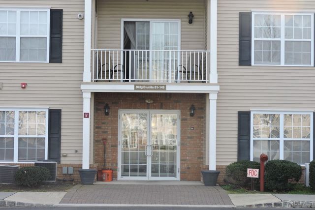 81 Liddle Avenue, Edison, NJ 08837