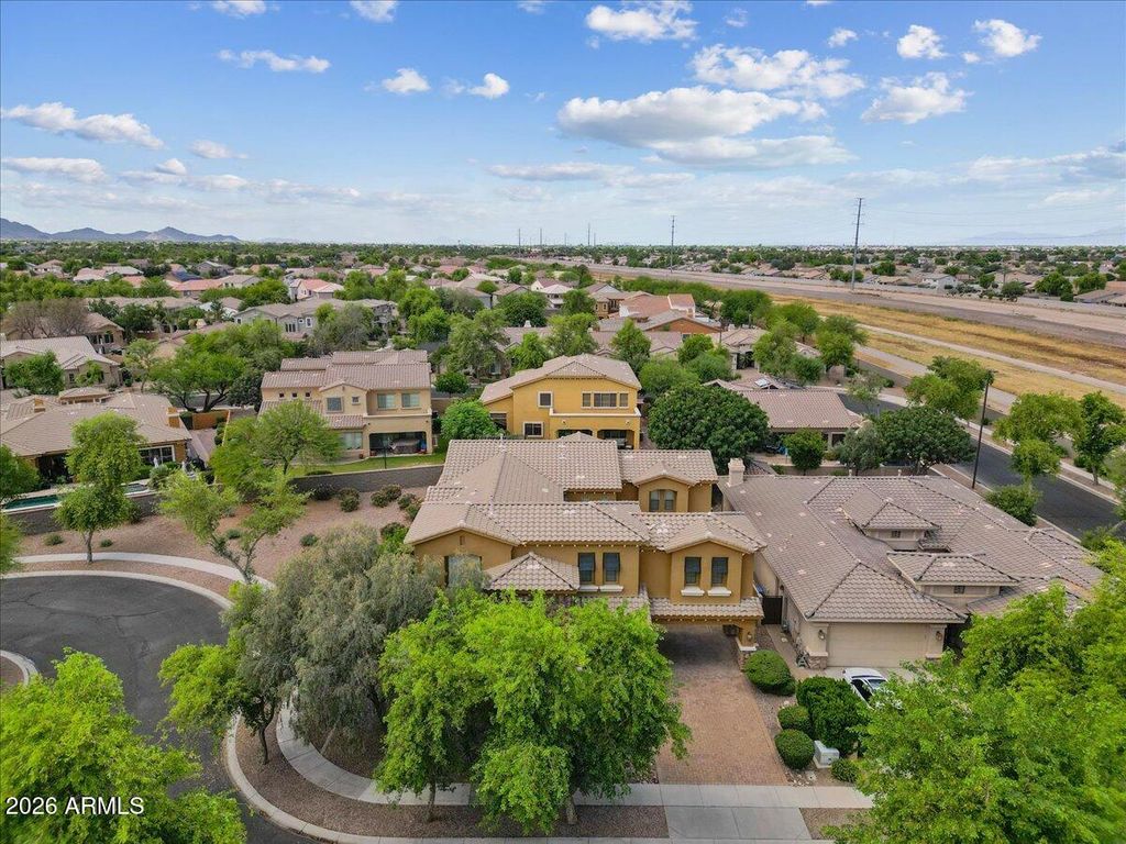 4053 E THUNDERHEART Court, Gilbert, AZ 85297 — photo 3
