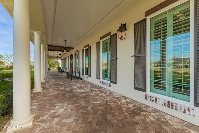 2035 E HAVEN Circle S, Gilbert, AZ 85298