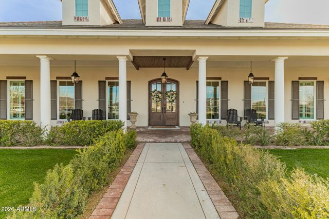 2035 E HAVEN Circle S, Gilbert, AZ 85298