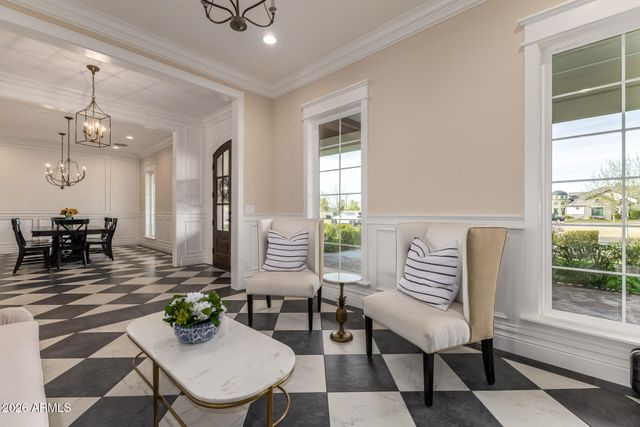 2035 E HAVEN Circle S, Gilbert, AZ 85298