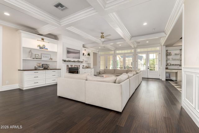 2035 E HAVEN Circle S, Gilbert, AZ 85298