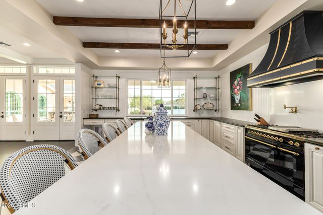 2035 E HAVEN Circle S, Gilbert, AZ 85298