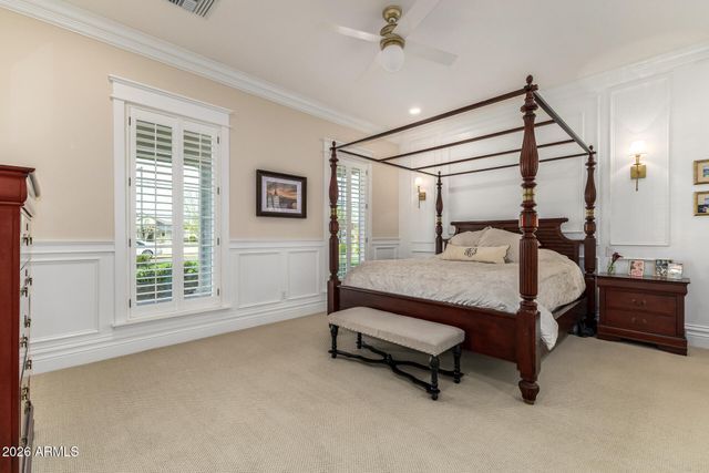 2035 E HAVEN Circle S, Gilbert, AZ 85298