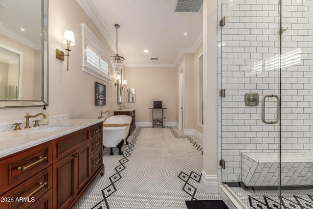 2035 E HAVEN Circle S, Gilbert, AZ 85298