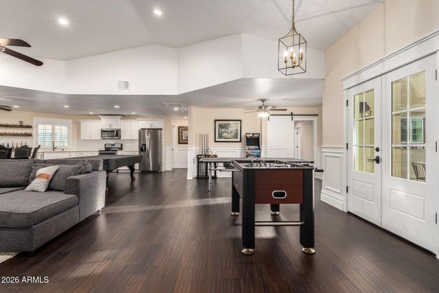 2035 E HAVEN Circle S, Gilbert, AZ 85298